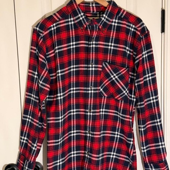 Woolrich Other - Woolrich red, navy, and white plaid flannel shirt - men's L